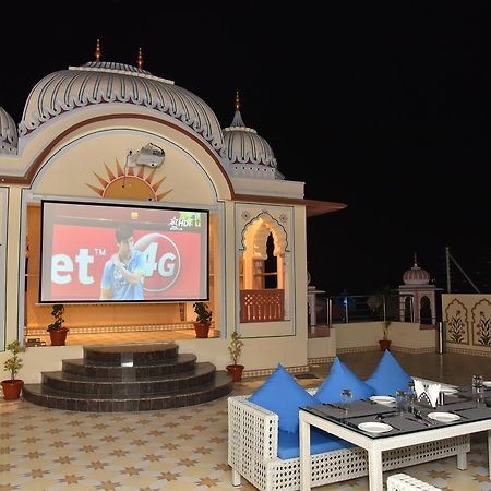 Rnb Select Vijay Palace Jaipur Bagian luar foto