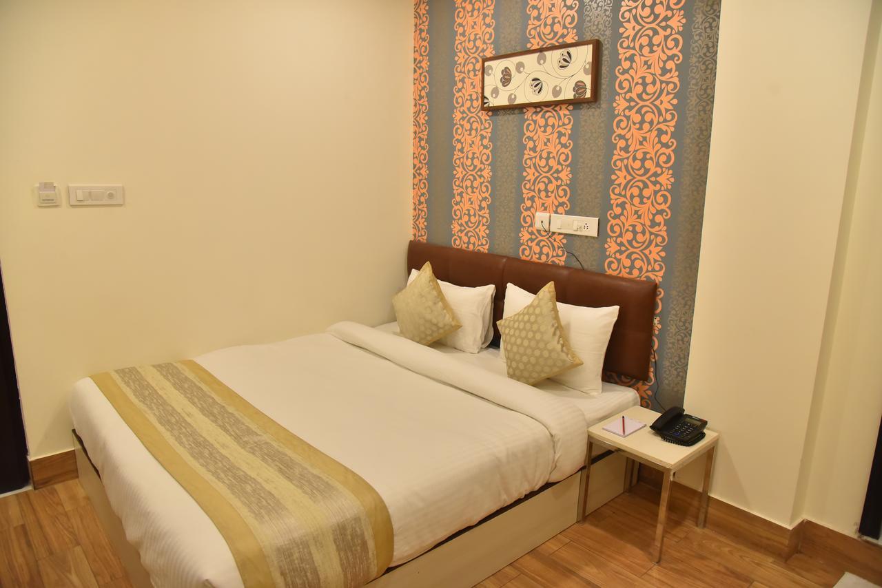 Rnb Select Vijay Palace Jaipur Bagian luar foto